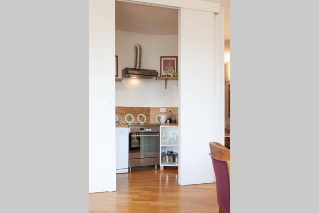 Olive Oil Apartment-terrace With View Of The Walls Apartamento